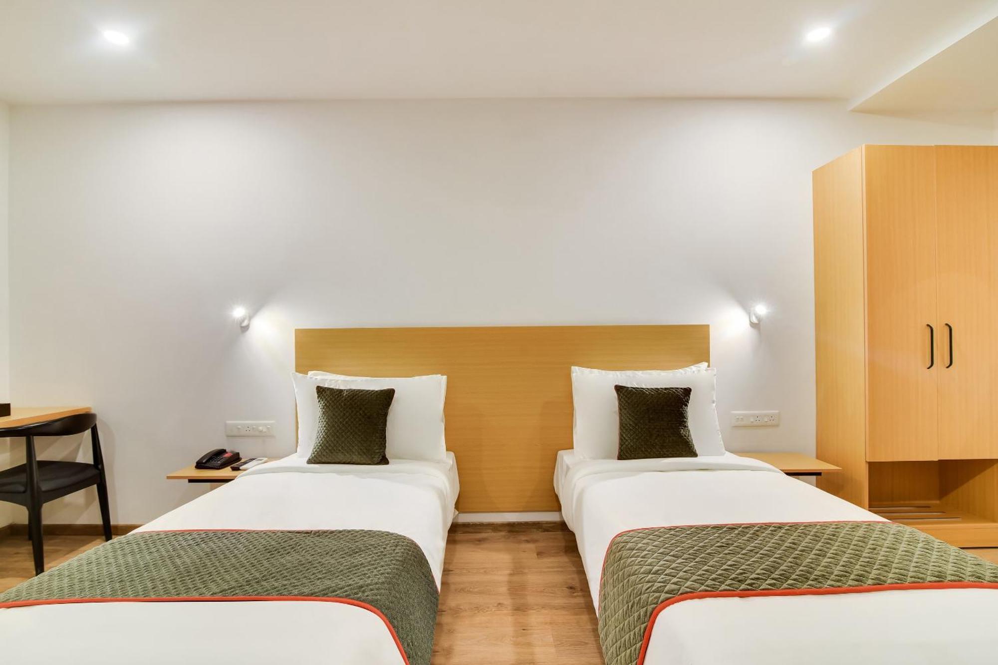 Townhouse Kovilambakkam Chennai Dış mekan fotoğraf