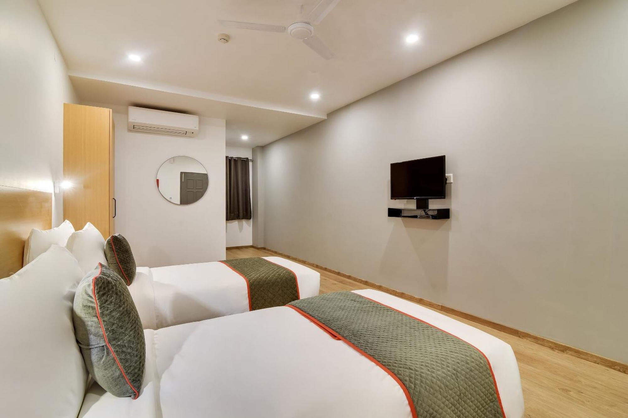 Townhouse Kovilambakkam Chennai Dış mekan fotoğraf